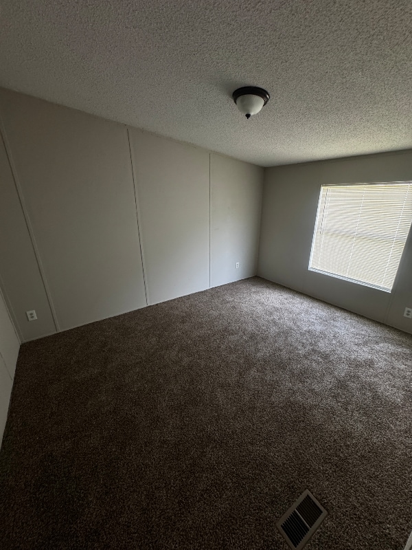 Building Photo - 144 Fox Meadow Dr