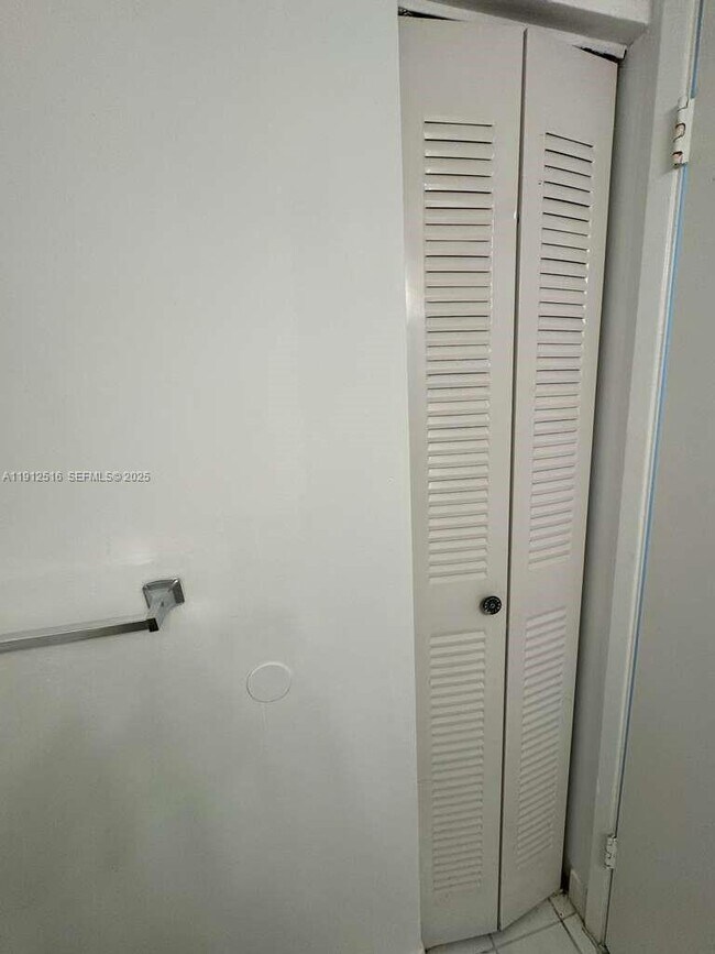 Building Photo - 3300 NE 191st St