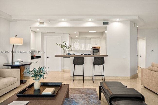Building Photo - 21200 Point 1102