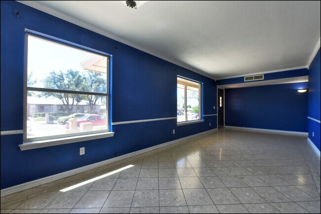 Building Photo - Coming Soon!