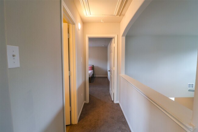 Building Photo - 27035 Badger Way