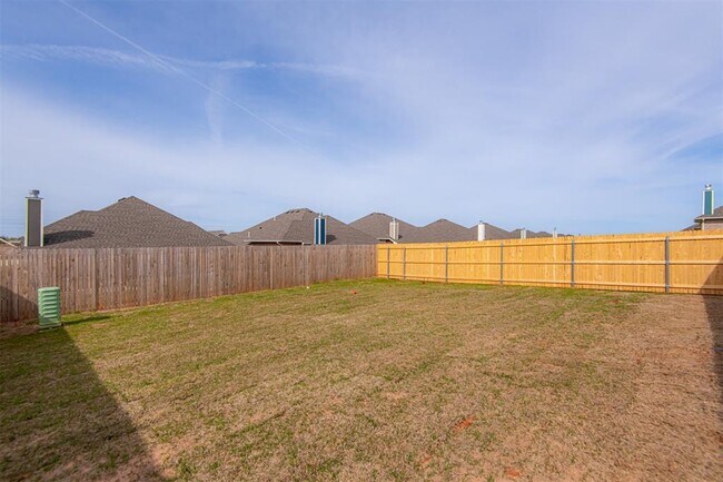 Building Photo - 8401 NW 162nd St