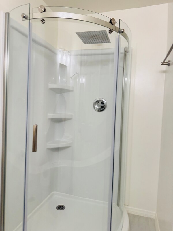 Building Photo - 10609 Mountain View Ave