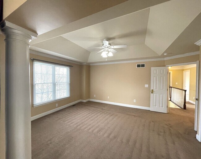 Building Photo - 4823 Vista Ridge Dr