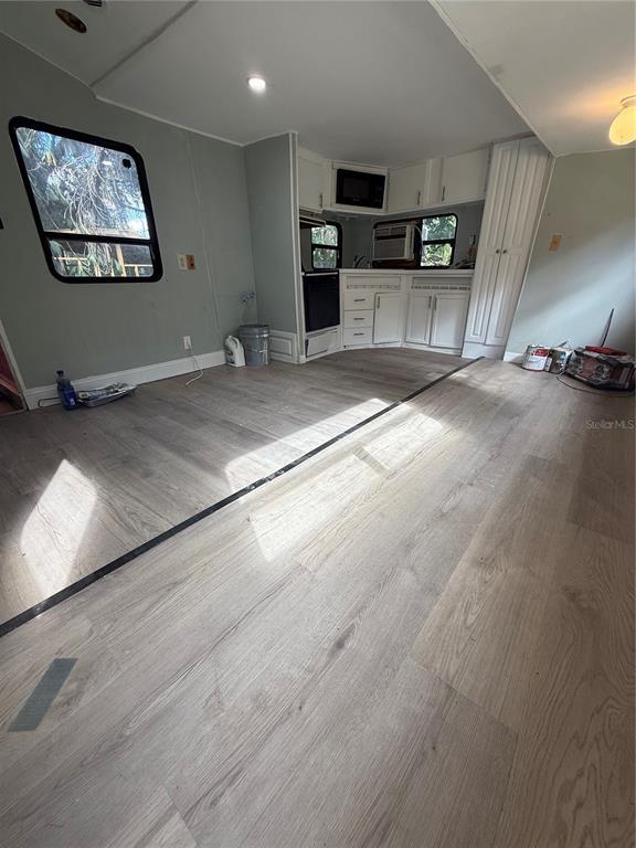 Building Photo - 19 S Mildred Ave