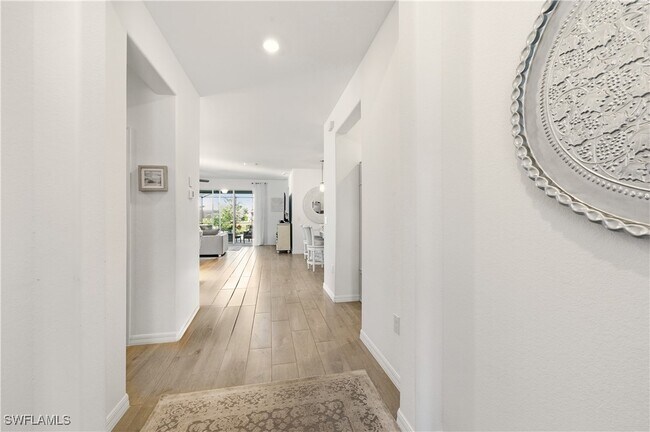 Building Photo - 2537 Kona Wy