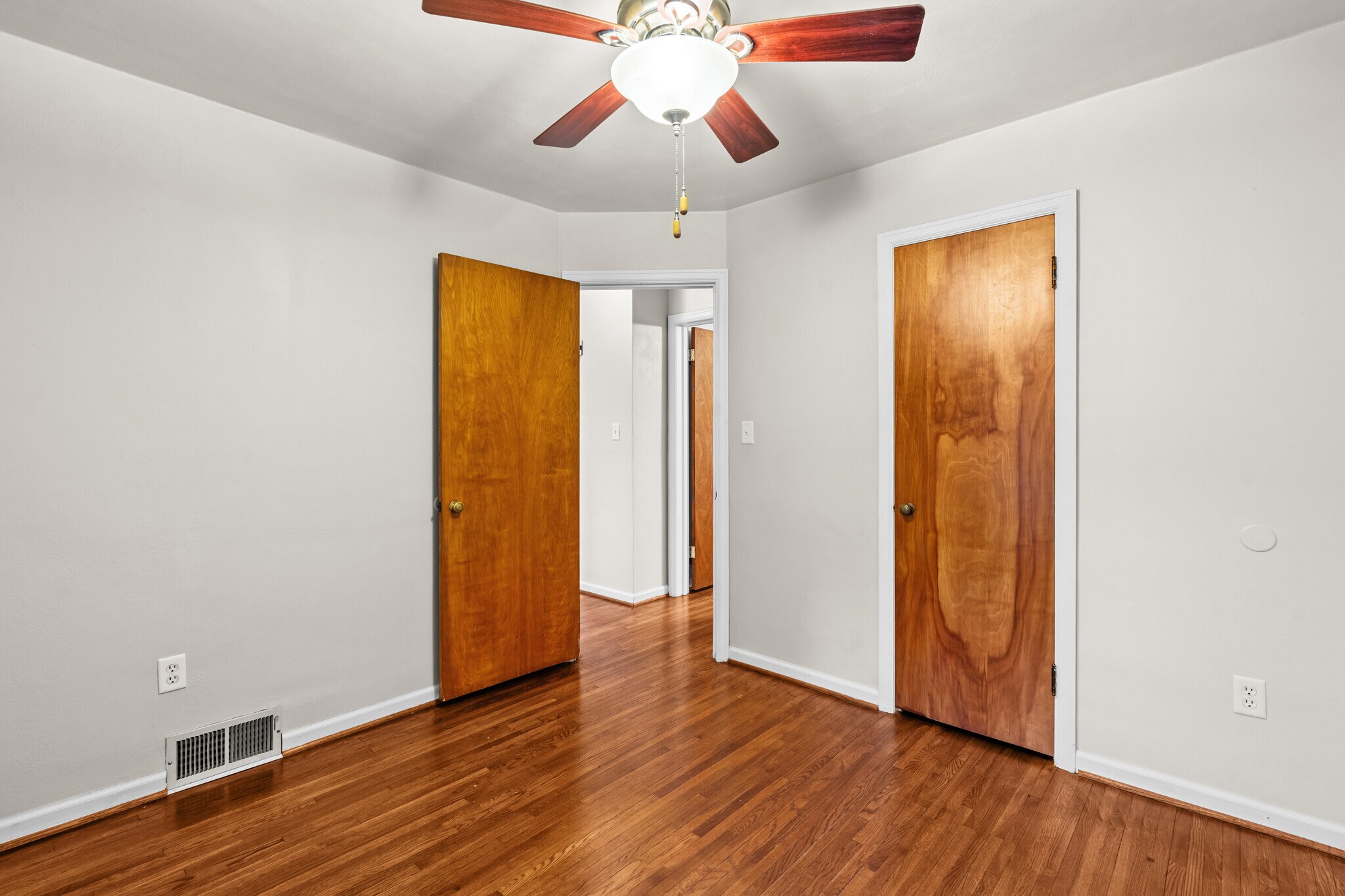 Building Photo - 511 Continental Blvd