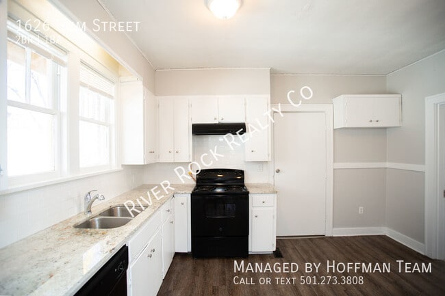 Building Photo - 1626 Gum St