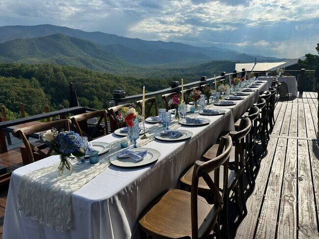 Building Photo - 264 Sonshine Ridge Rd