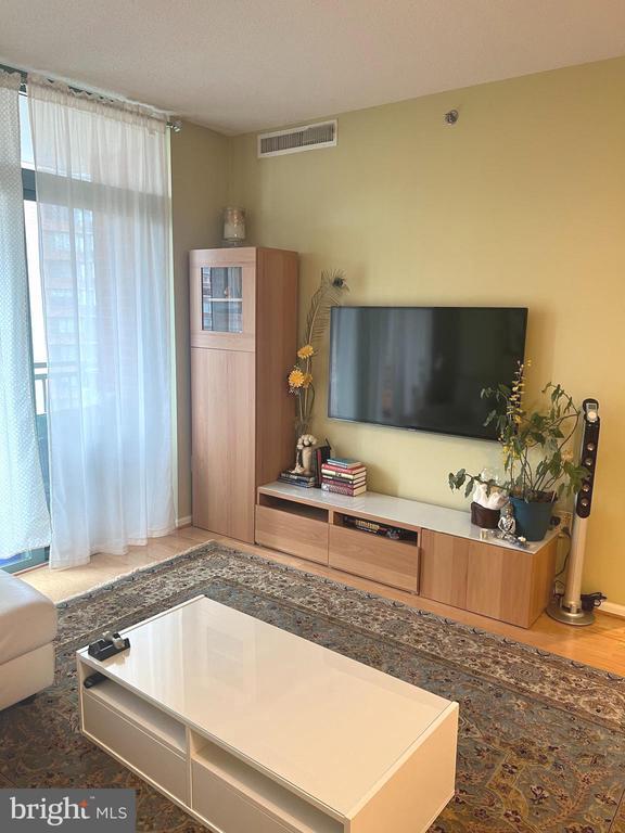 Building Photo - 11700 Old Georgetown Rd