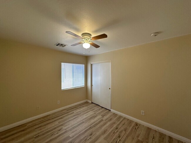 Building Photo - 4bed house ready for occupancy