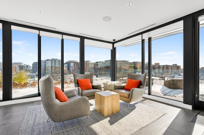 Building Photo - 57 N St NW