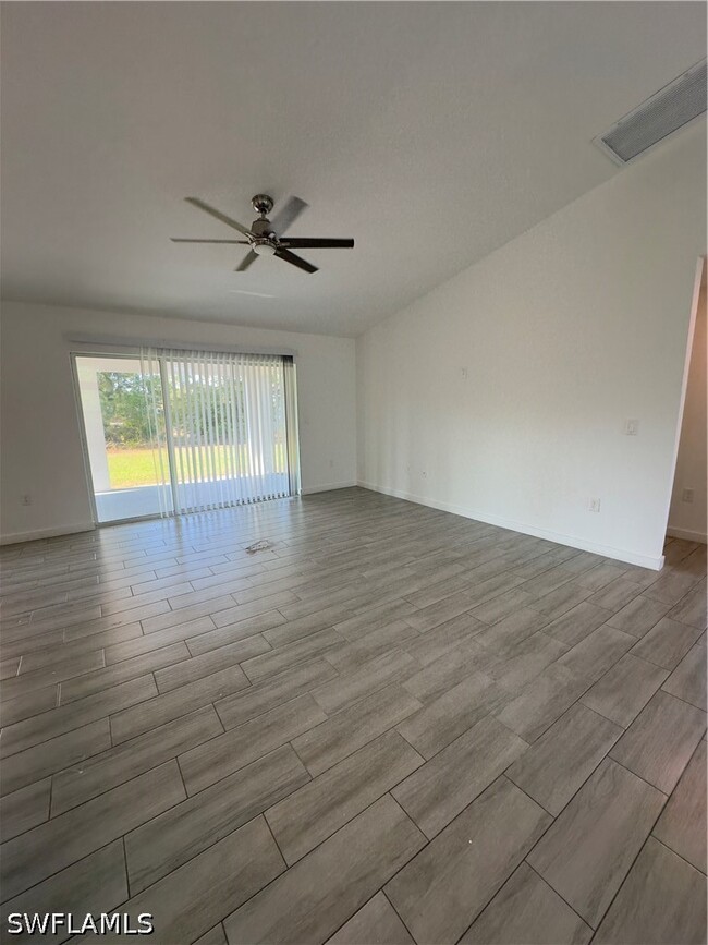 Building Photo - 3707 38th St SW