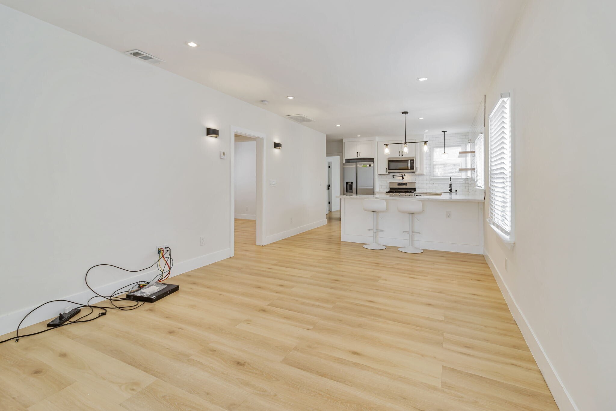 Building Photo - 2075 83rd Ave