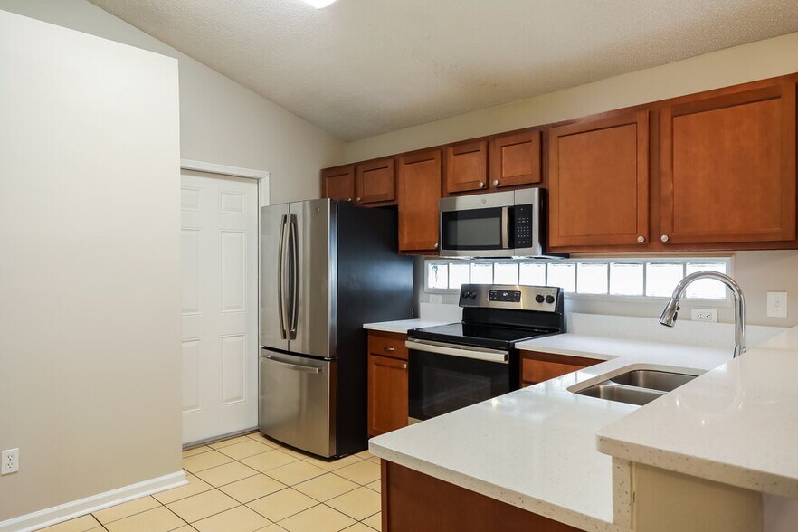 Building Photo - 1263 Suffolk Pl