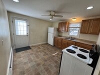 Building Photo - 10 Hardy Ave