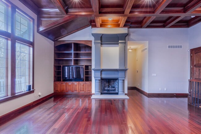 Building Photo - 1991 Chesterfield Ridge Cir