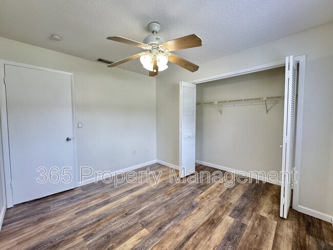 Building Photo - 4441 Tiffin Ave