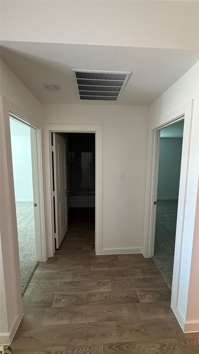 Building Photo - 6332 Ambrose Peak Ln