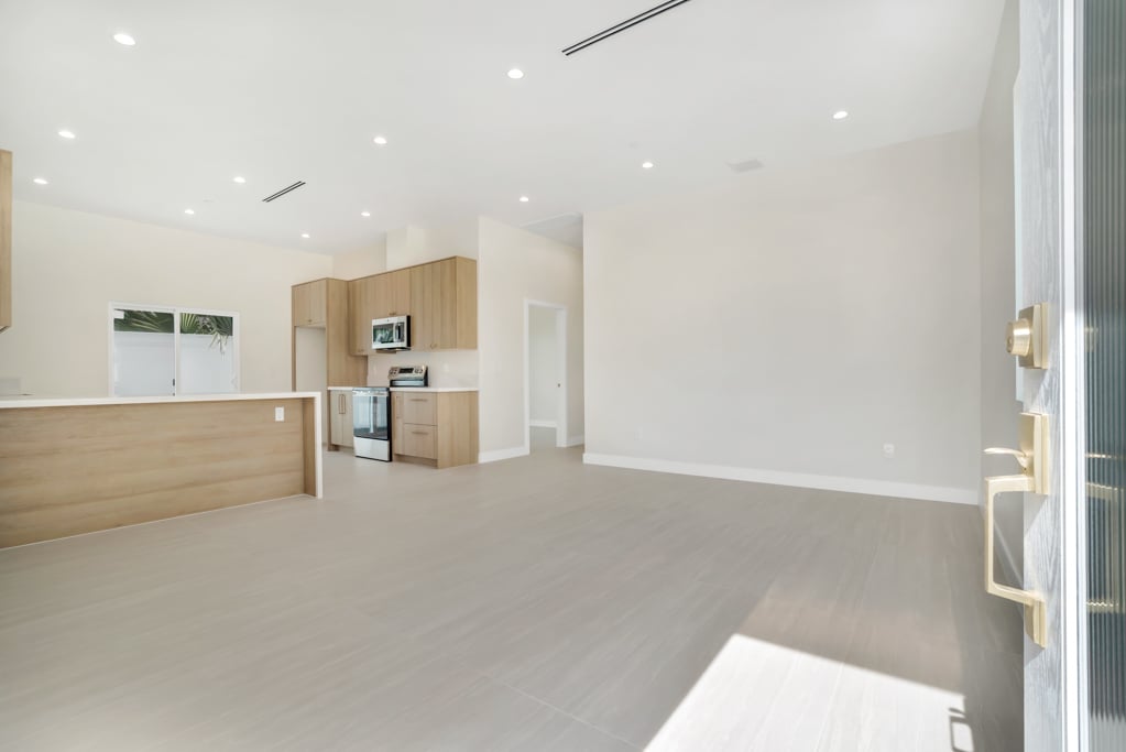 Building Photo - 10327 Wish Ave