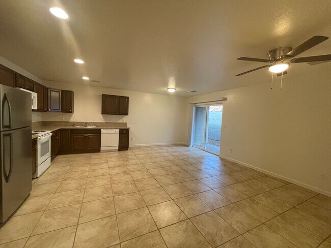 Building Photo - 8049 E Long Mesa Dr