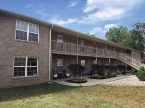 Safe Harbor Apts. 1900 Safe Harbor Circle Louisville, KY 40216 All 2bedrooms/1bathroom apts $700 - $735 - 6807 West Pages Lane