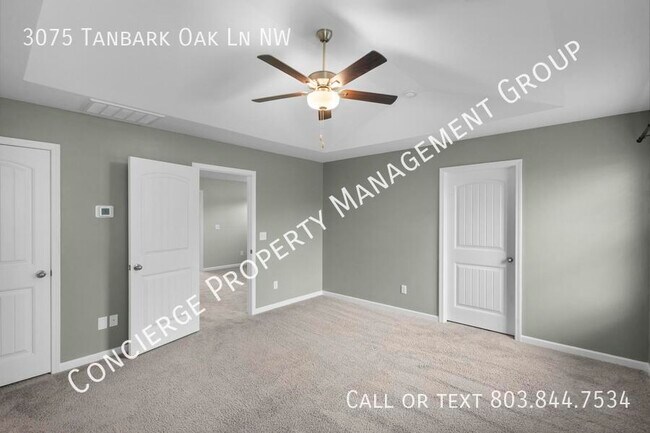 Building Photo - 3075 Tanbark Oak Ln NW