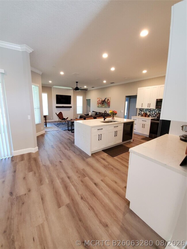 Building Photo - 13917 Sheffield Ct