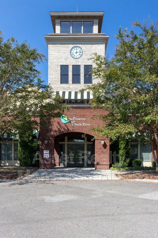 Building Photo - 509 Broadberry Ave