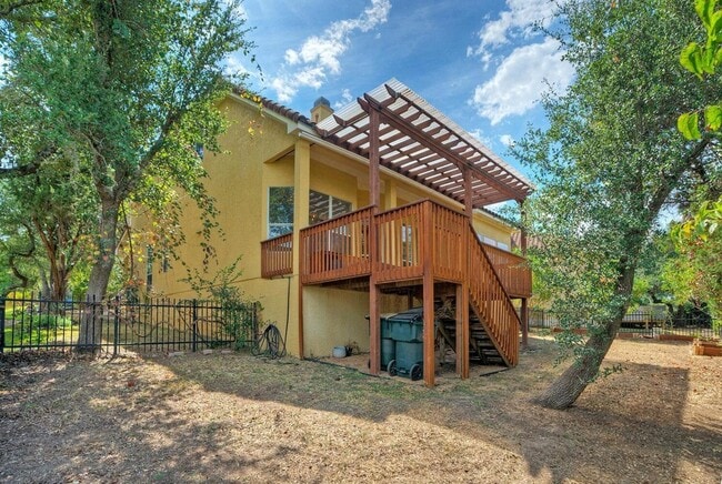 Building Photo - 3912 Coopers Hawk Cove