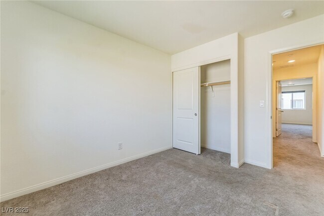 Building Photo - 4242 Lunar Cyn Ave
