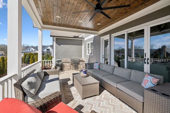 Building Photo - 8681 Belladonna Dr
