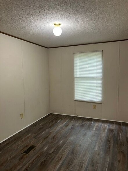 Building Photo - 3882 Perkins Rd