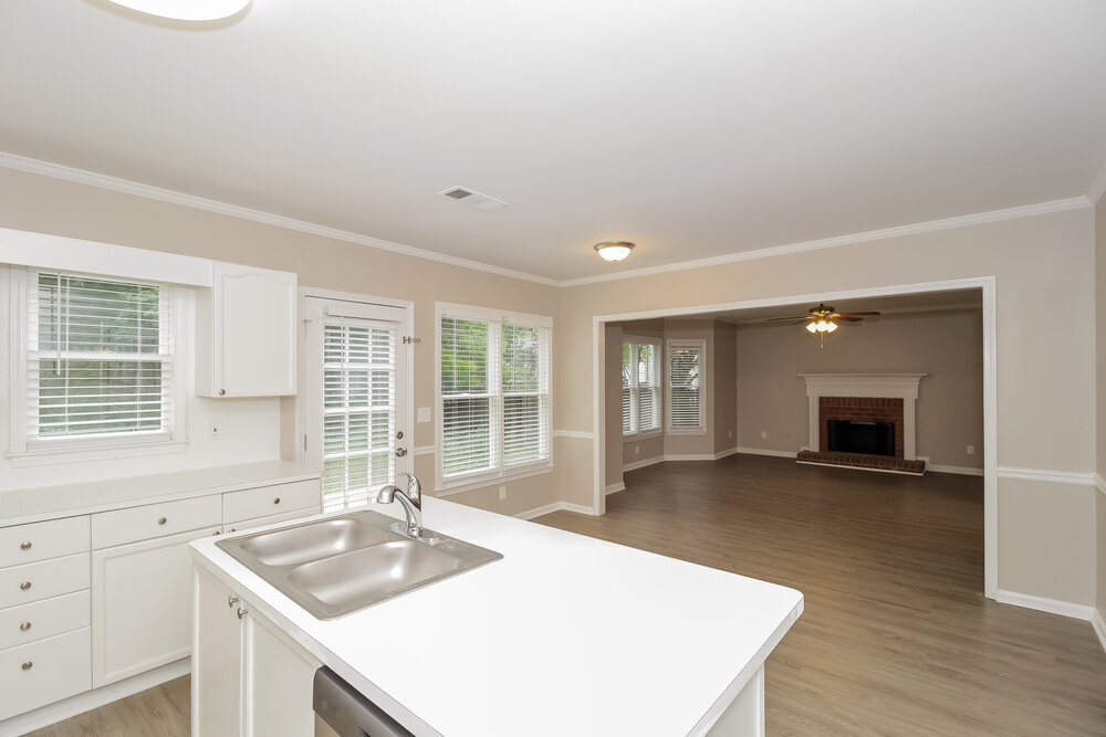 Building Photo - 2969 Kaley Dr NW