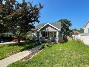 Building Photo - 2202 N 51st St
