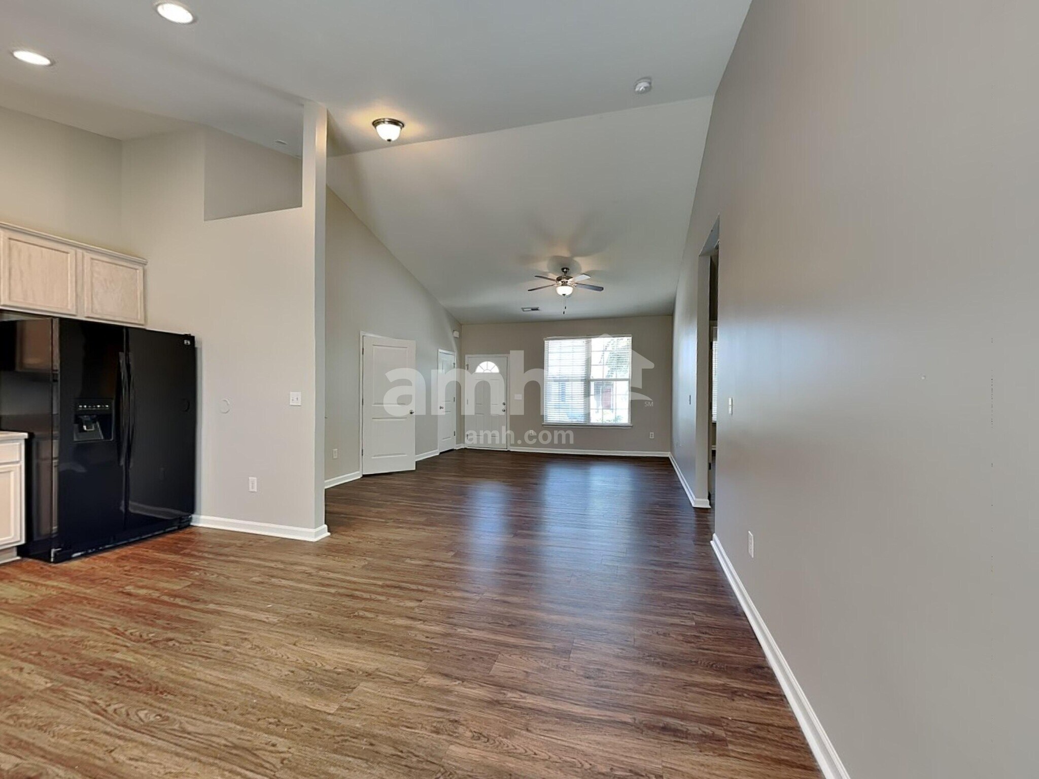Building Photo - 22 Tack Ln