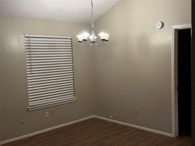 Building Photo - 8426 S Meadow Bird Cir