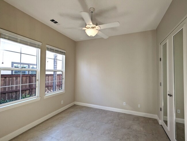 Building Photo - 6217 Alverton Dr