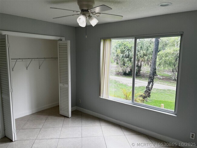 Building Photo - 8149 Lagos De Campo Blvd