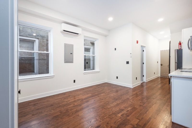 Building Photo - 1613 N 33rd St