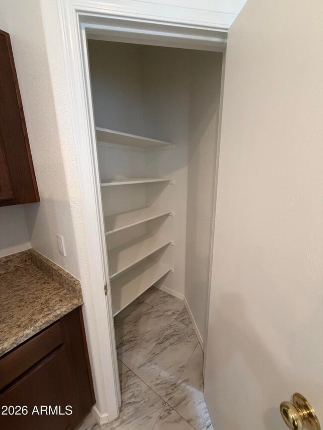 Building Photo - 7464 S 31st Pl