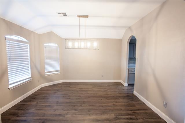 Building Photo - 1510 Syracuse Dr