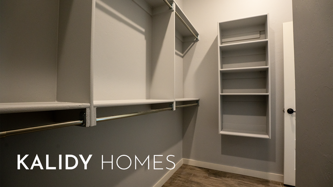 Building Photo - 308 W 3rd St