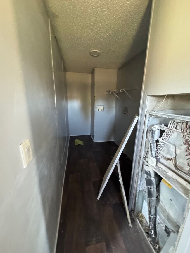 Building Photo - 3 BR 2 Bath 1,280 sq ft singlewide mobile ...