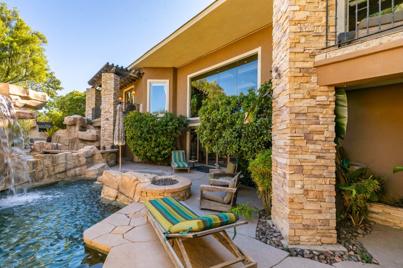 Building Photo - 549 Regents Gate Dr