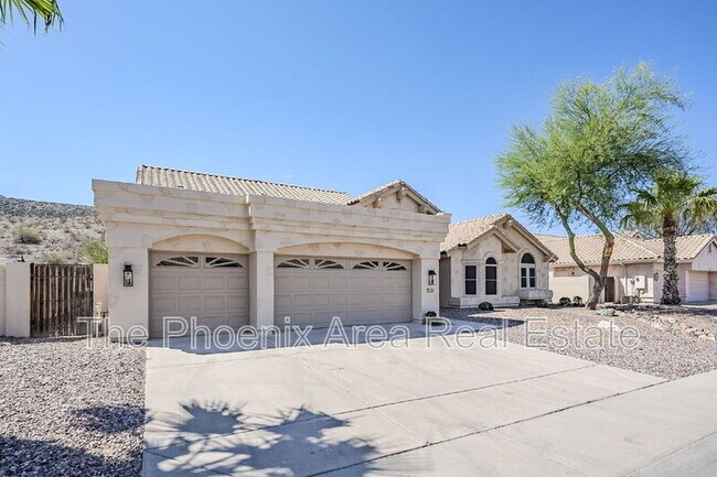 Building Photo - 1531 E Silverwood Dr