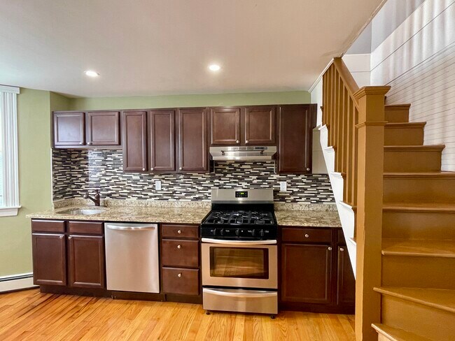 Building Photo - 233 Broadway