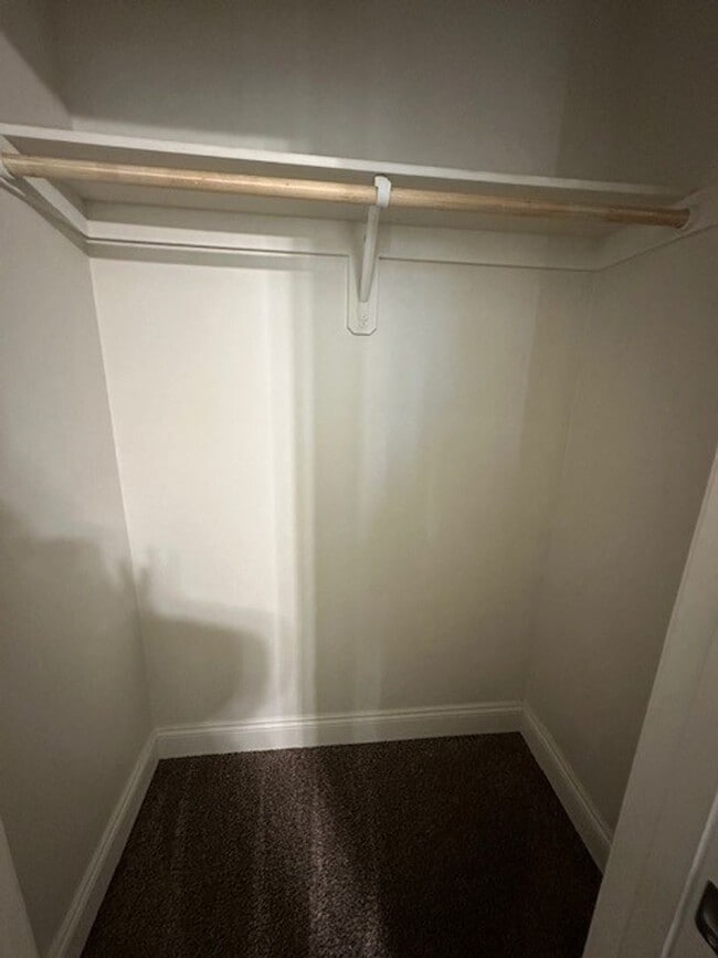 Building Photo - 11940 Rosedale Hwy