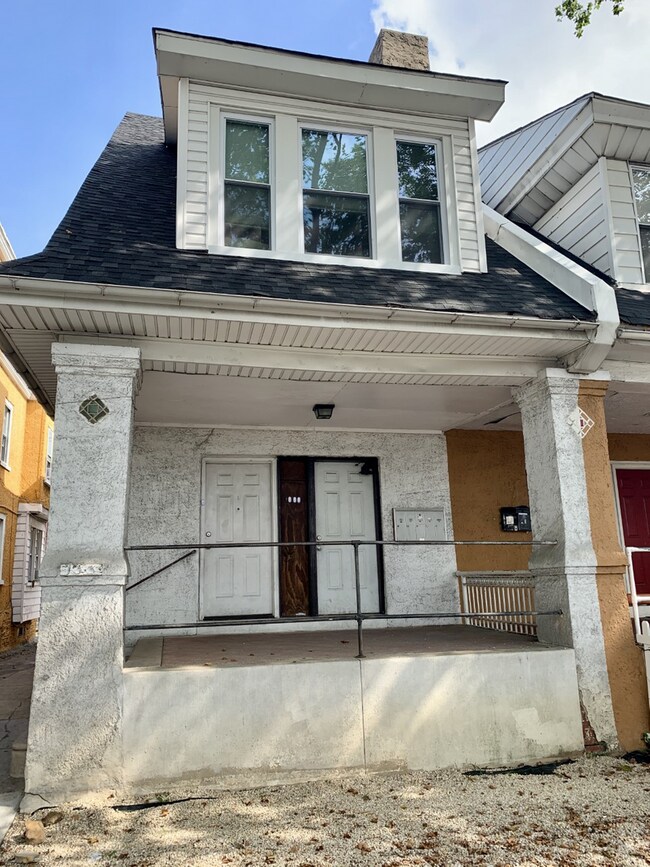 Building Photo - 133 E Roosevelt Blvd
