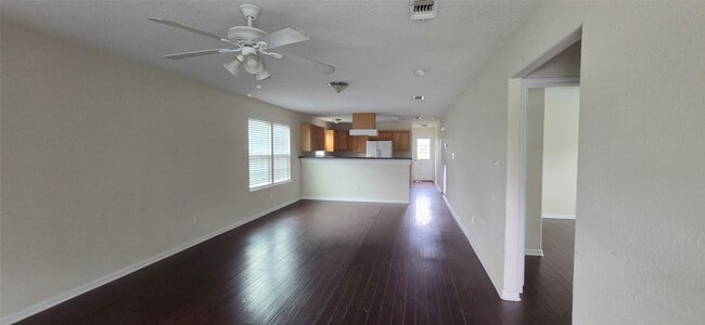 Building Photo - 725 E Columbus Dr